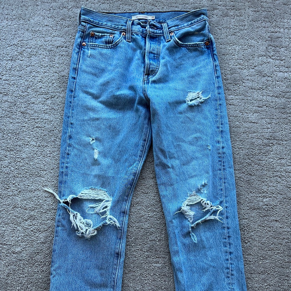 New Levi’s 26